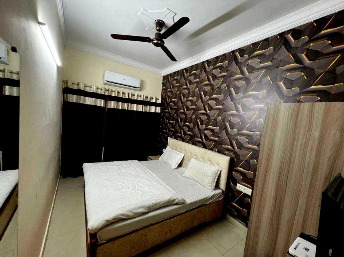 Hotel Anand アムリトサル エクステリア 写真