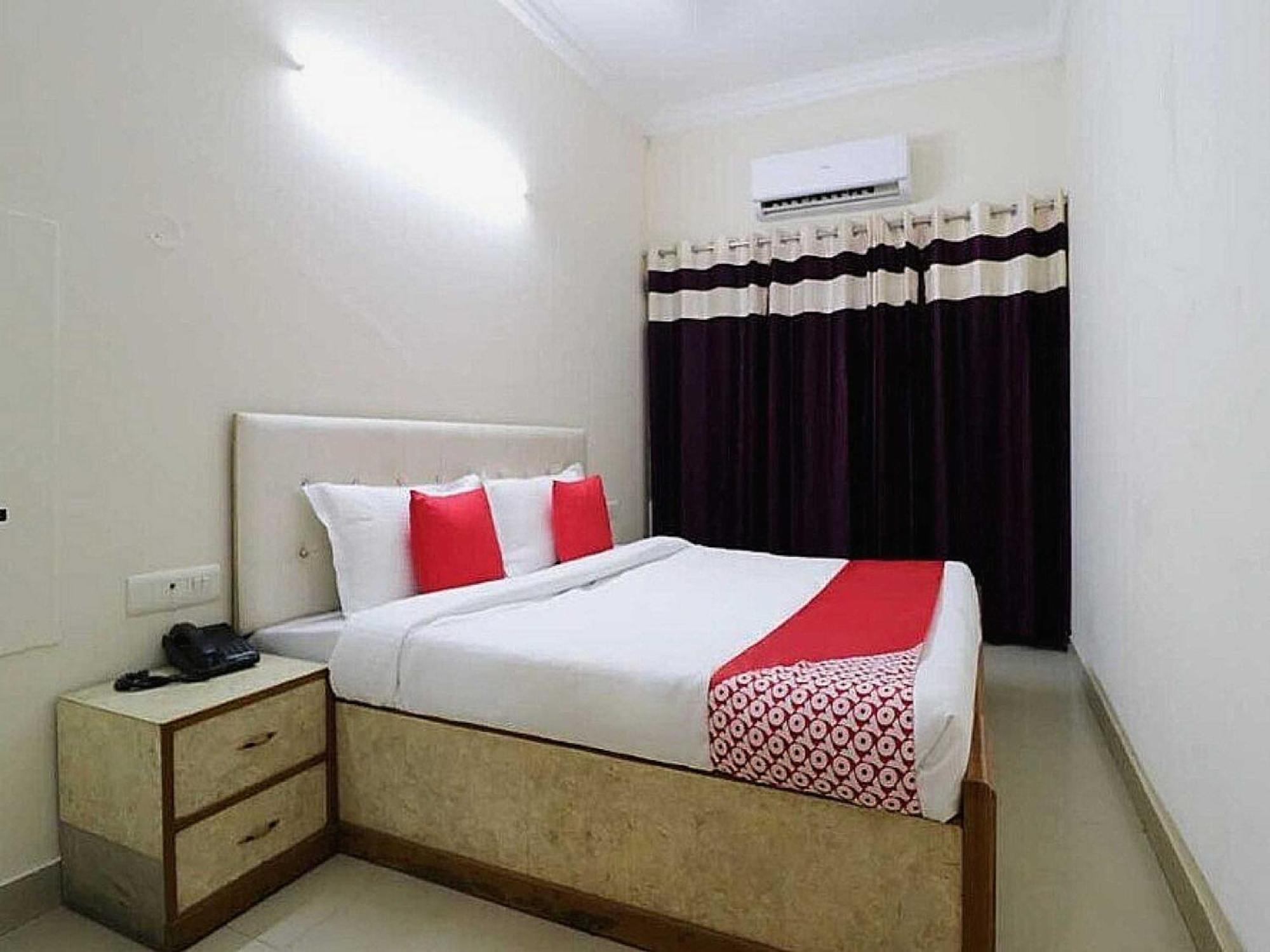 Hotel Anand アムリトサル エクステリア 写真