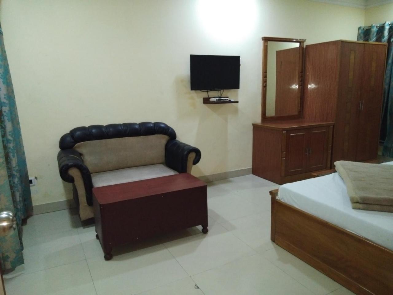 Hotel Anand アムリトサル エクステリア 写真